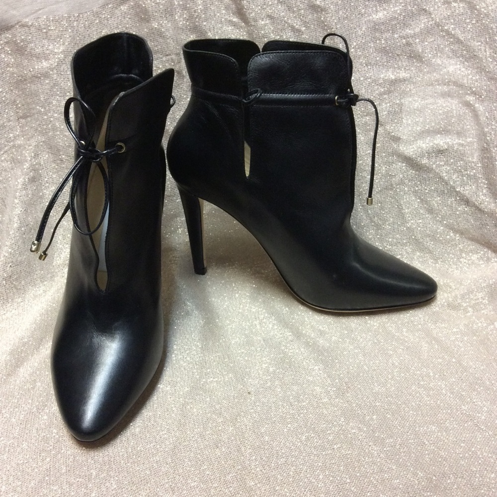 Jimmy Choo Murphy Cutout Leather Ankle Booties Blk - Picture 2 of 7